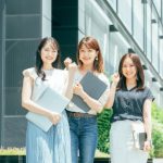 働く女性